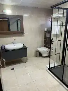 A Palace Suites - 32