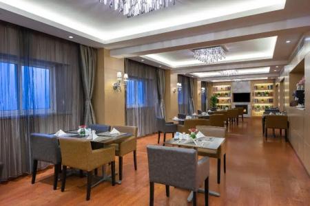 Park Inn by Radisson Shanghai Downtown - 18