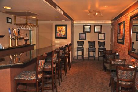 Oxford Suites Portland - Jantzen Beach - 24