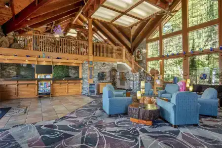 Best Western Plus Yosemite Gateway Inn - 11