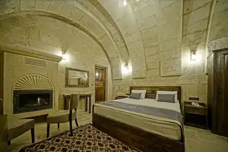Castle Cave - 99