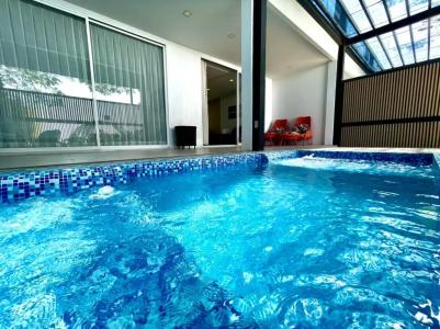 Beach Walk Boutique Resort - 219