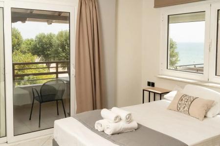 Aqua Beachfront Elegant - 40