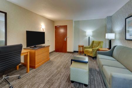 Drury Inn & Suites Orlando near Universal Orlando Resort - 90