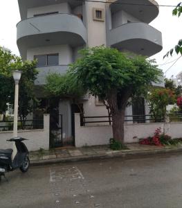 Erato Studios & Apartments - 0