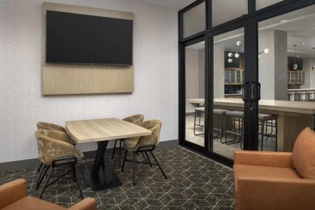 Doubletree by Hilton Hamilton Place - 7