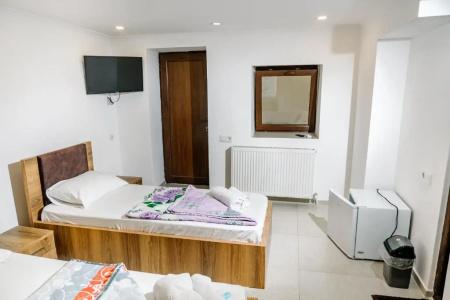 Hostel Re - 3