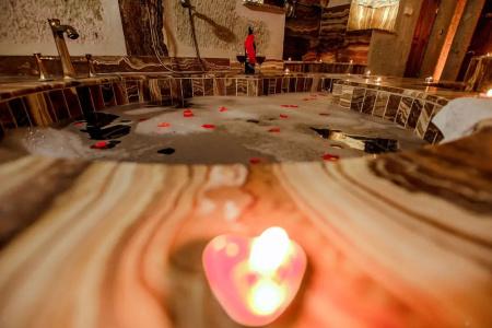 Oread Cave Suites - 331