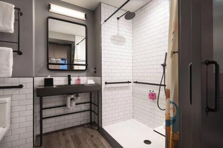 Moxy Nashville Vanderbilt Area - 39