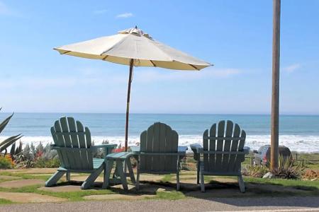 Cambria Shores Inn - 28