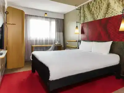 ibis Bordeaux Centre - Gare Saint-Jean - 51