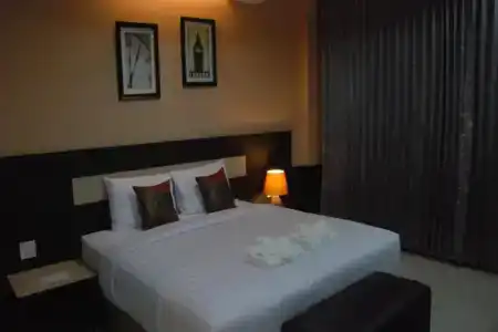 The Centris - 40