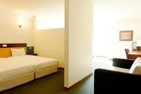 Golden Tulip Braga - Falperra - 56
