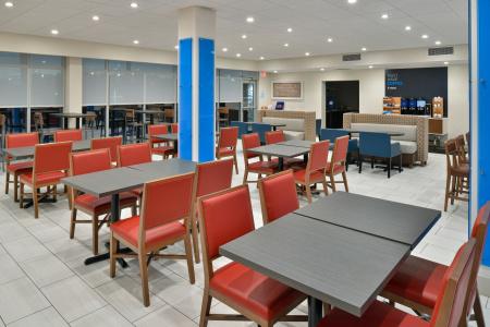 Holiday Inn Express Orlando - South Park, An Ihg - 17