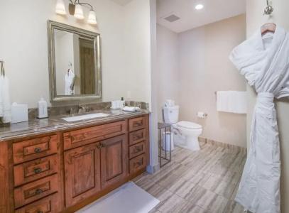 The Collection at the Ritz Carlton Residences - 117