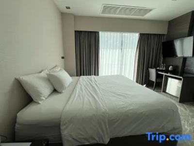 Pietra Bangkok - 103