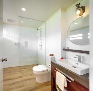 Fiji Gateway - 8