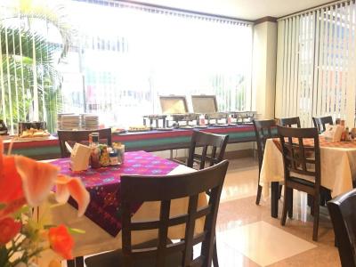 Krabi Phetpailin - 12