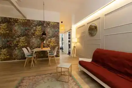 Little Suite - 51