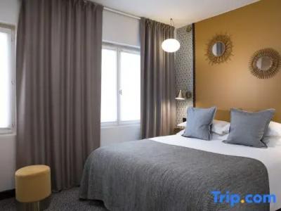 Hôtel Paris La Fayette - 99