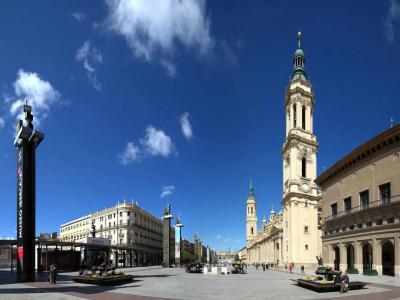 Pilar Plaza - 17