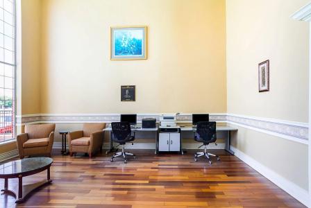 Quality Suites - 17