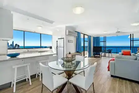 Ultiqa Beach Haven On Broadbeach - 342