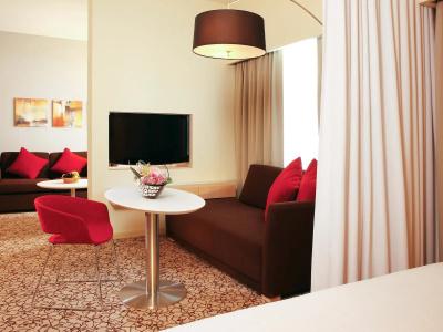 Novotel Suites Dubai Mall of the Emirates - 34