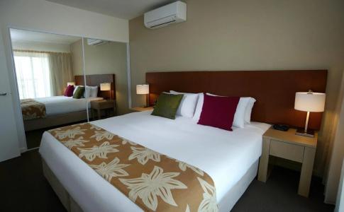 Quest Palmerston - - 4