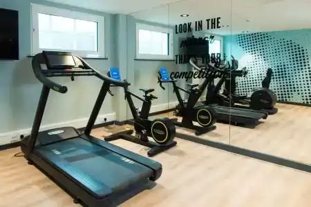 Hampton by Hilton London Park Royal - 15