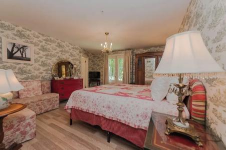 The Old Bank House - 106