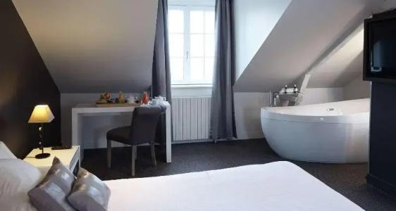 Best Western Le Cheval Blanc -Centre- Vieux Port - 62