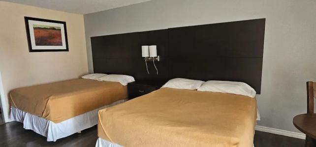 Town'n Country Motor Inn - 50