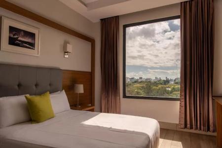 Weston Suites - 56