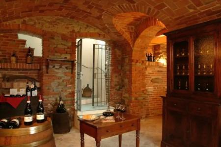 Red Wine Camere - 22