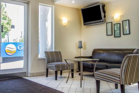 Stanford Motor Inn - 7