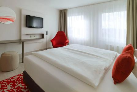 Ramada by Wyndham Dresden - 26