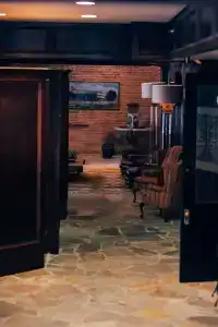 The Remington Suite and Spa - 17