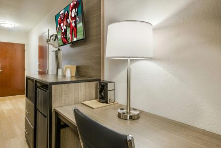 Red Roof Inn Plus+ & Suites Savannah – i-95 - 26
