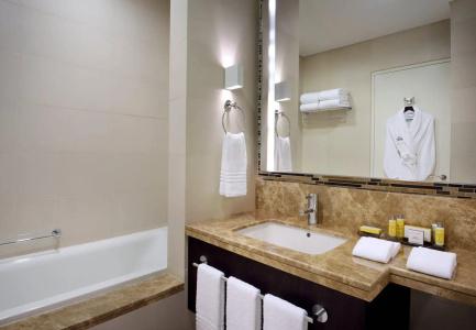 Marriott Executive Downtown, Abu Dhabi - 9