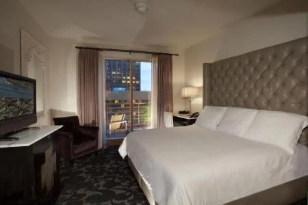 International House - 53