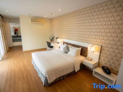 My Way & Residence - 140