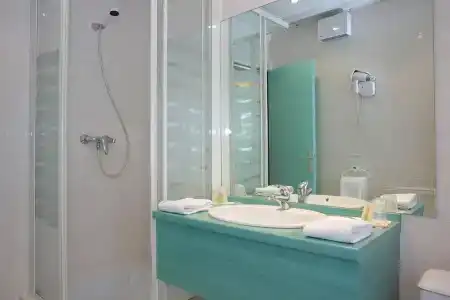 Hôtel Escurial - 4