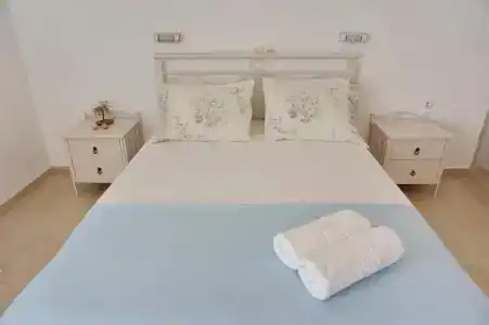 Yialos Studios - 75