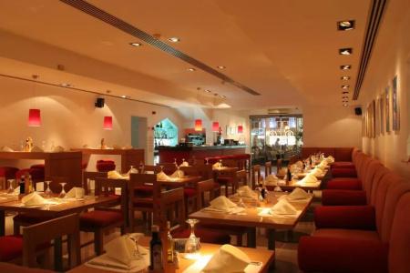 Camel Dive Club & - Boutique - 37