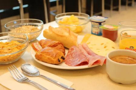 Toyoko Inn Marseille Saint Charles - 8