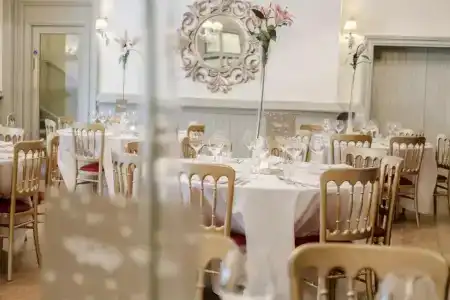 The Drayton Court - 24