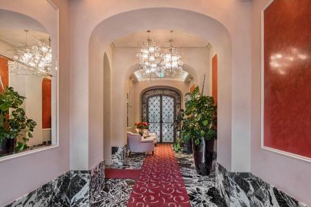 Vista Palazzo - Small Luxurys of the World - 1