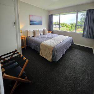 Scenicland Motels - 75