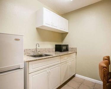 Quality Inn at Fort Gordon - 25